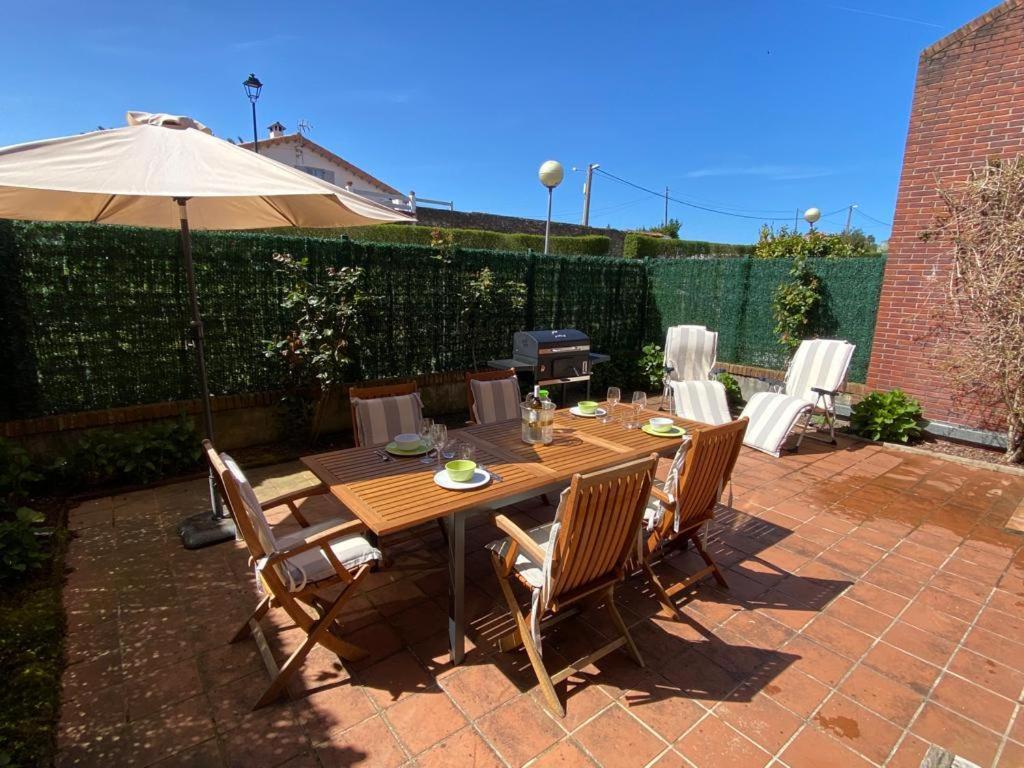 Apartamento En Complejo Residencial Rovacias Comillas Zewnętrze zdjęcie